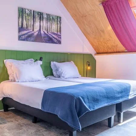 De Lindehoeve Hotell 3*