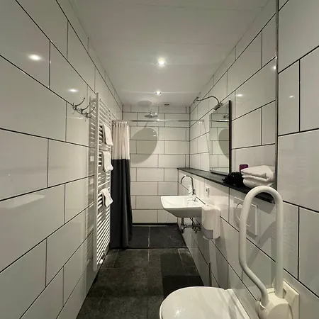 מלון De Lindehoeve 3*