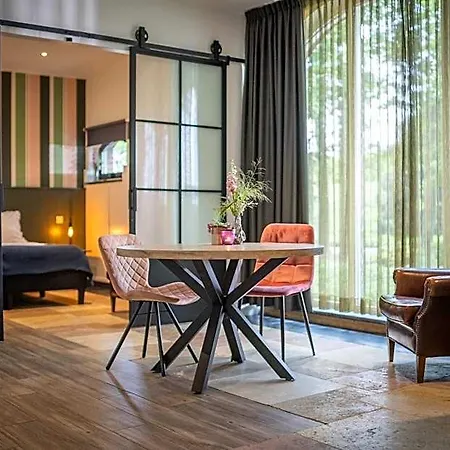 Hotell De Lindehoeve