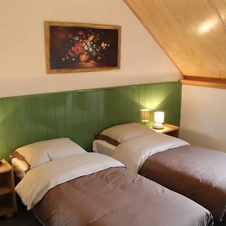 Hotel De Lindehoeve 3*