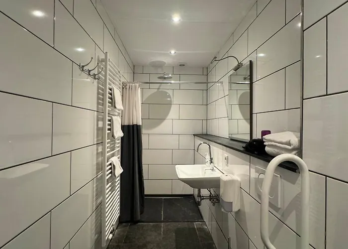 Hotel De Lindehoeve 3*