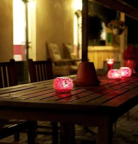 Hotel De Lindehoeve 3*